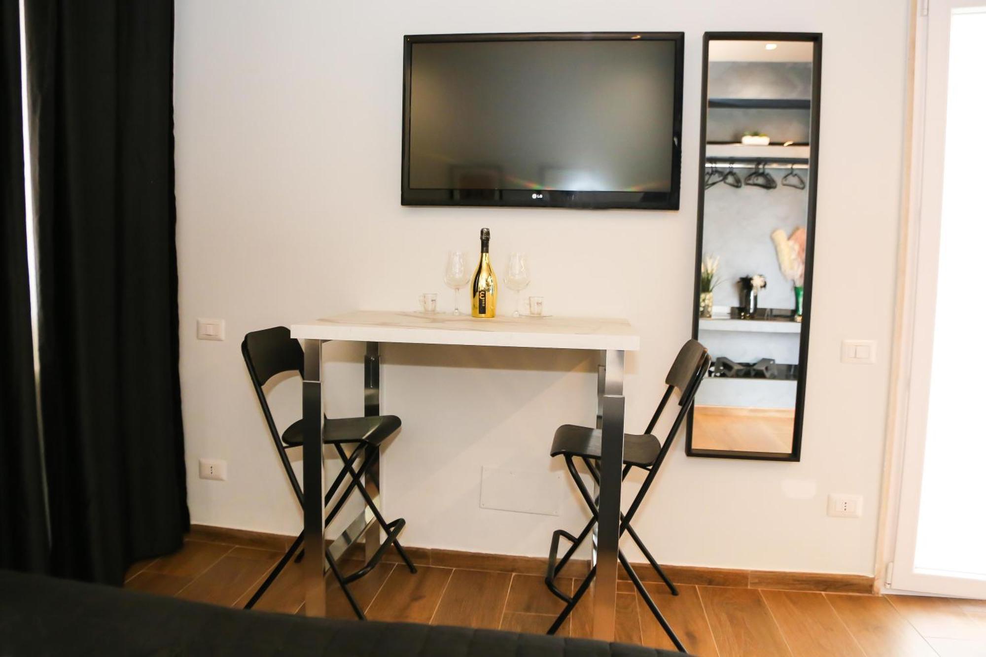Ferienwohnung La Dimora Di Rebecca Bari Exterior foto
